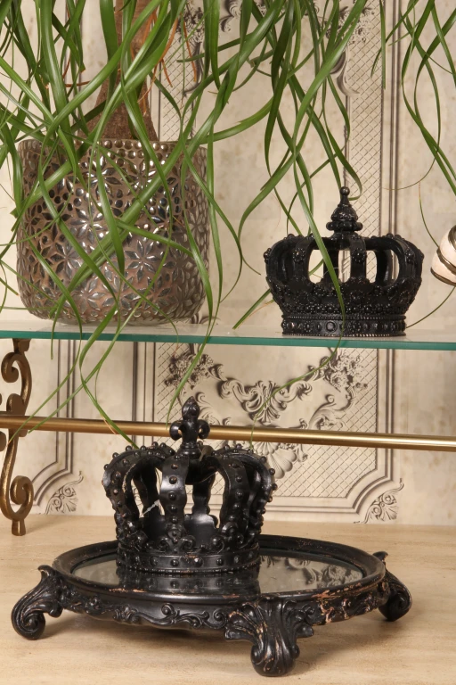 Couronne décorative - noire - 13,2 cm - résine synthétique