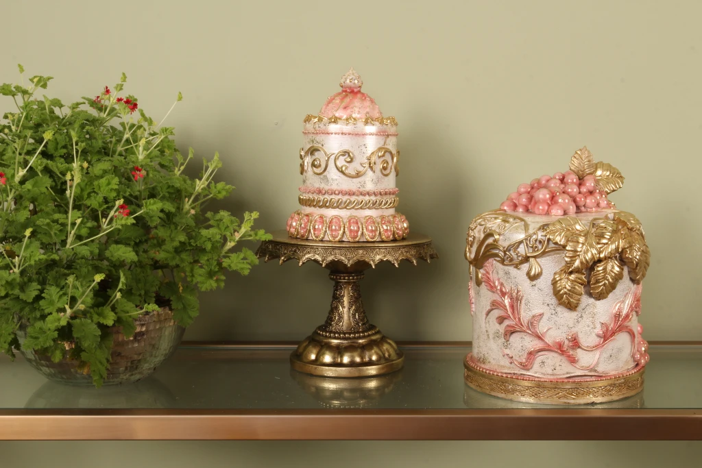 Gâteau décoratif - rose - 30 cm - résine synthétique