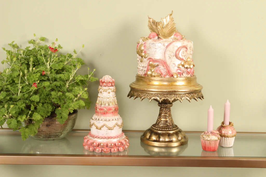 Gâteau décoratif - rose - 27,5 cm - résine synthétique
